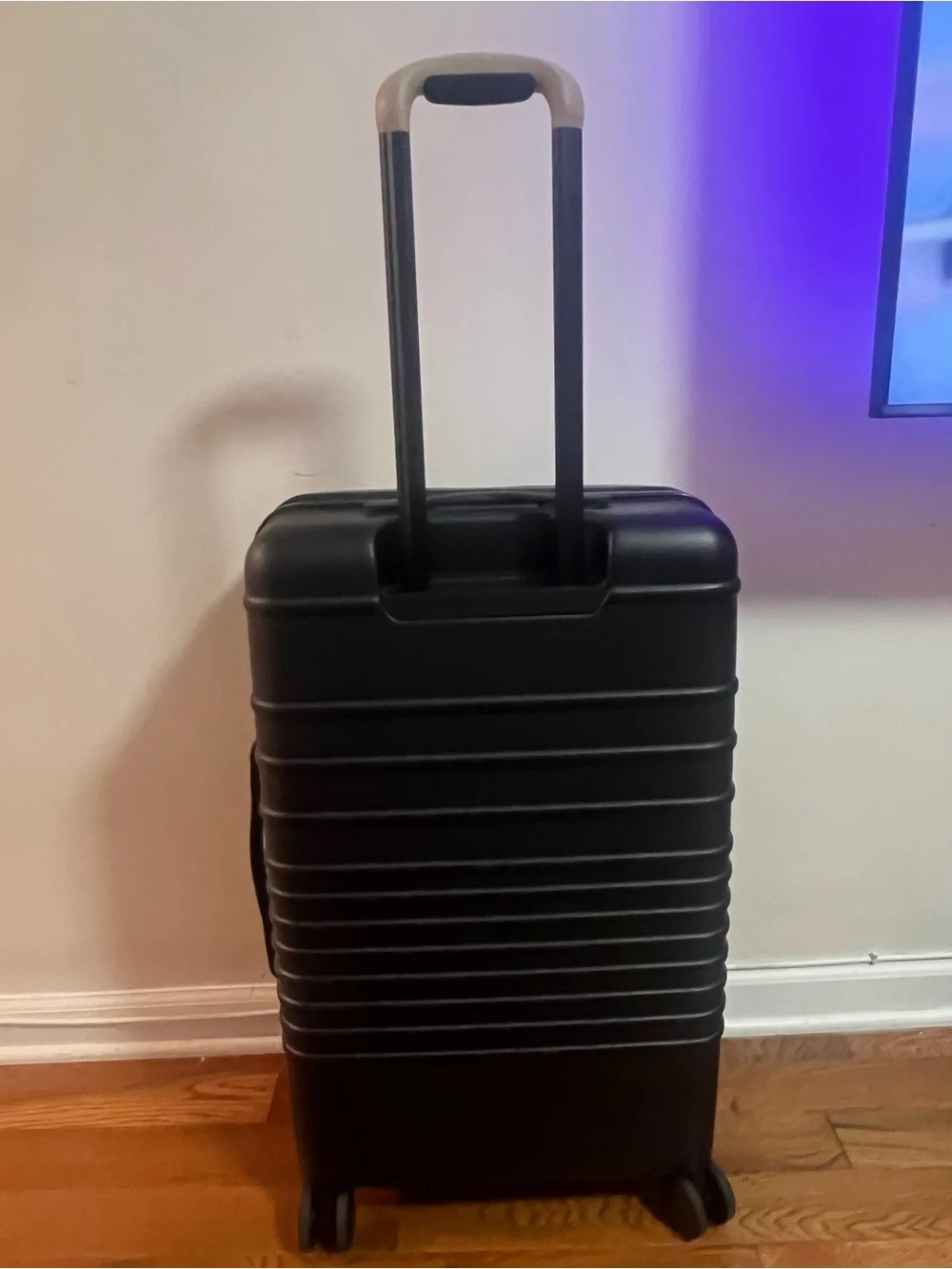BEIS Medium Check-In Black (Brand New)